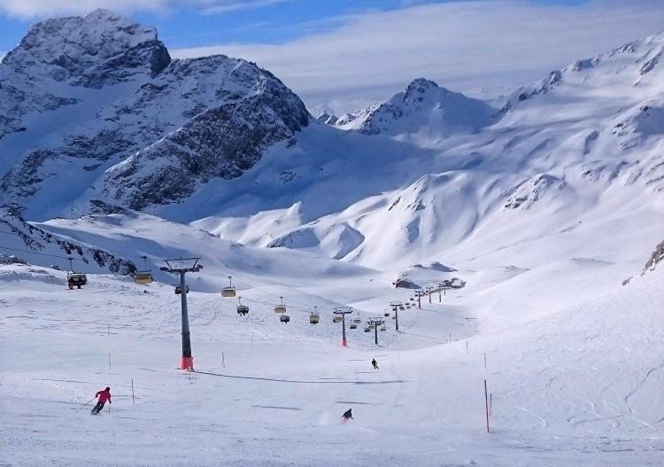 شقة Sankt Moritz Chesa Ruinatsch 50 المظهر الخارجي الصورة